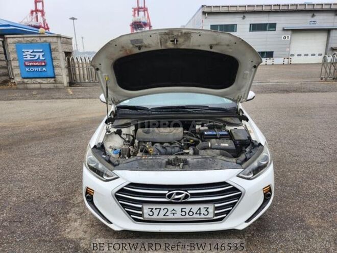 Hyundai Avante-2