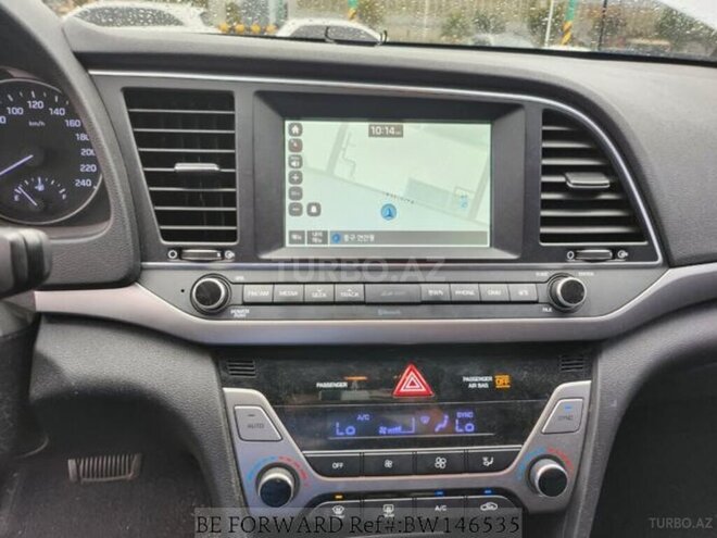 Hyundai Avante-29