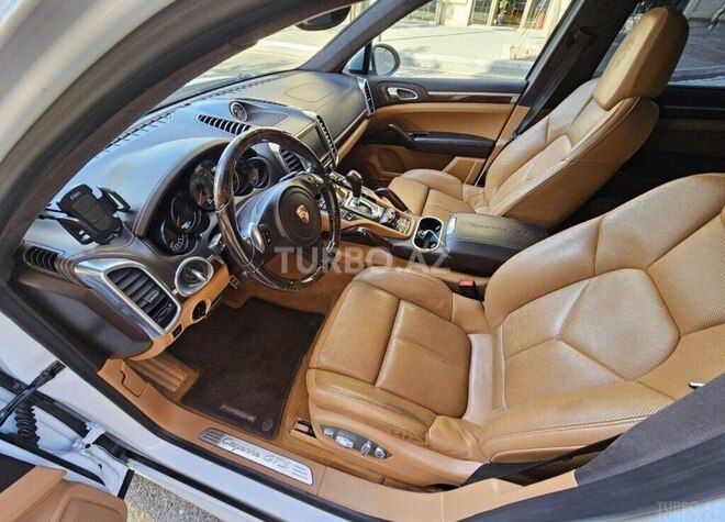 Porsche Cayenne GTS 2013, 112,000 km - 4.8 l - Bakı
