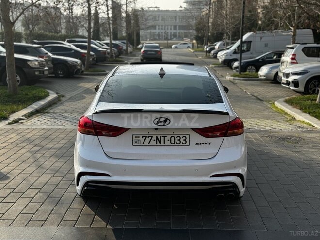 Hyundai Elantra 2017, 86,000 km - 1.6 l - Bakı