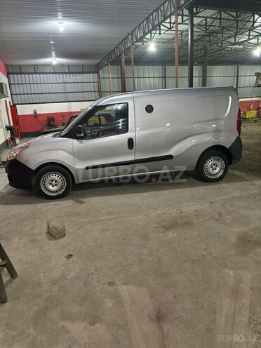 Opel Combo-2