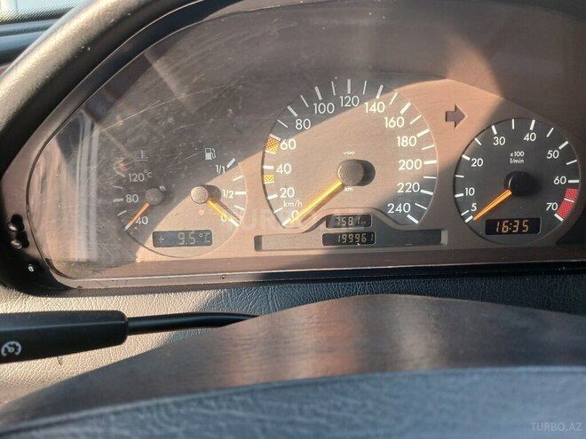 Mercedes C 180 1998, 199,500 km - 1.8 l - Bakı