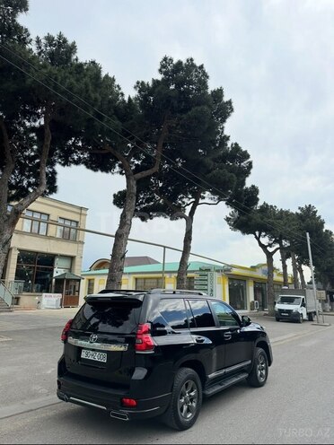 Toyota Land Cruiser Prado 2011, 230,000 km - 2.7 л - Bakı