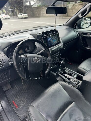 Toyota Land Cruiser Prado 2011, 230,000 km - 2.7 л - Bakı