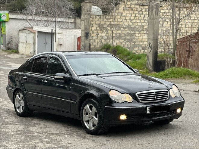 Mercedes C 240 2002, 245,781 km - 2.4 л - Bakı