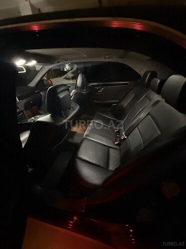 Mercedes E 220 d-5