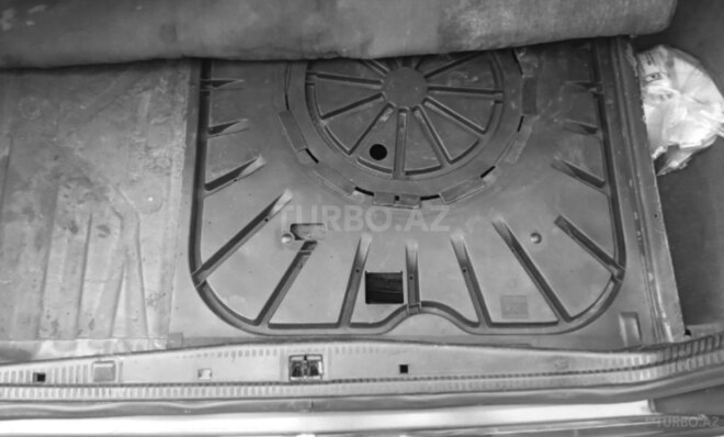 Mercedes E 220 1994, 287,000 km - 2.2 l - Bakı