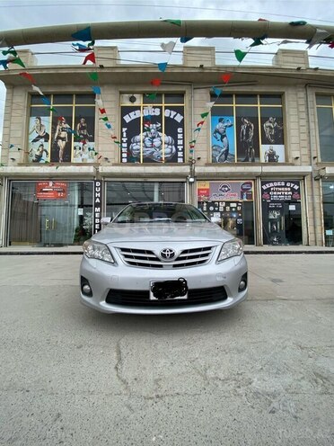Toyota Corolla 2010, 254,000 km - 1.4 l - Bakı