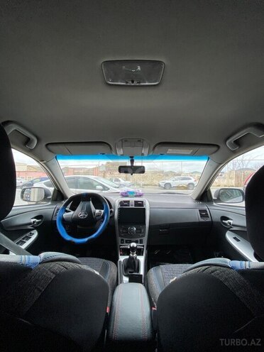 Toyota Corolla 2010, 254,000 km - 1.4 l - Bakı