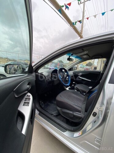 Toyota Corolla 2010, 254,000 km - 1.4 l - Bakı