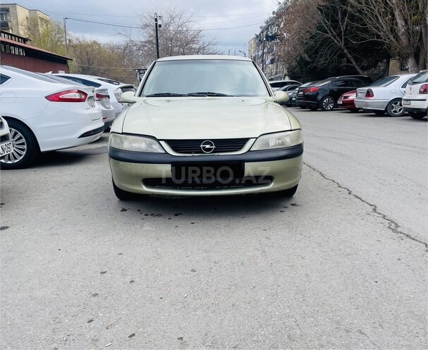 Opel Vectra 1996, 166,000 km - 1.6 l - Bakı