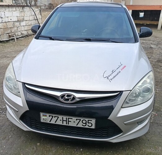 Hyundai i30 2007, 330,000 km - 1.6 л - Bakı