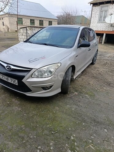 Hyundai i30 2007, 330,000 km - 1.6 л - Bakı
