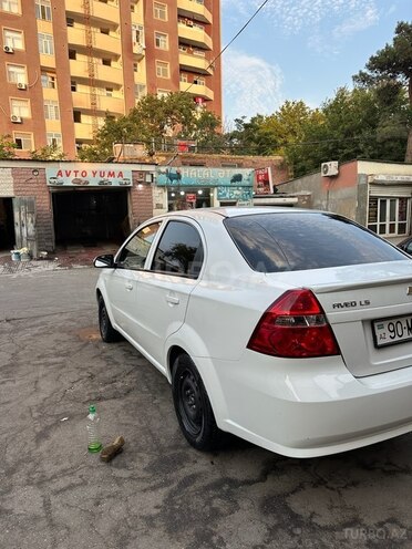Chevrolet Aveo-2