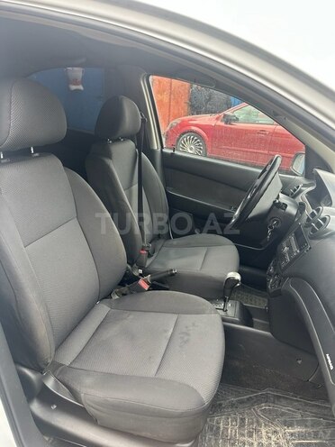 Chevrolet Aveo-13