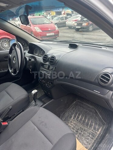 Chevrolet Aveo-14