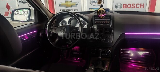 Mercedes C 250 2008, 318,000 km - 2.5 л - Bakı