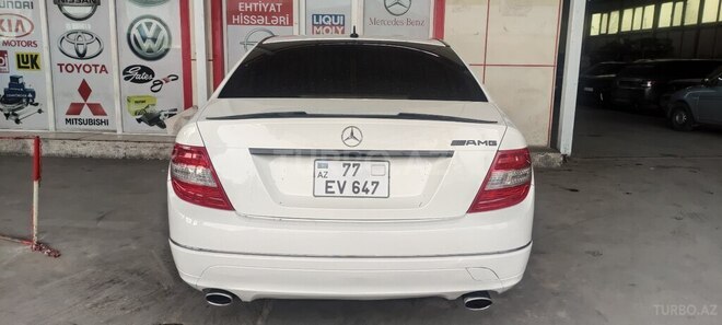 Mercedes C 250 2008, 318,000 km - 2.5 л - Bakı