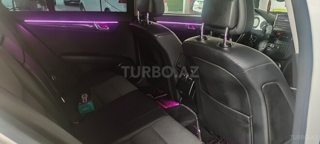 Mercedes C 250 2008, 318,000 km - 2.5 л - Bakı