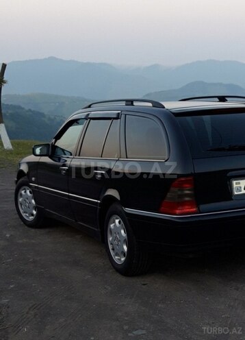 Mercedes C 220 d 2000, 322,500 km - 2.2 l - Bakı