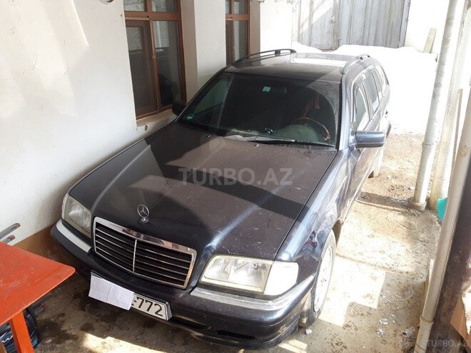 Mercedes C 220 d 2000, 322,500 km - 2.2 l - Bakı