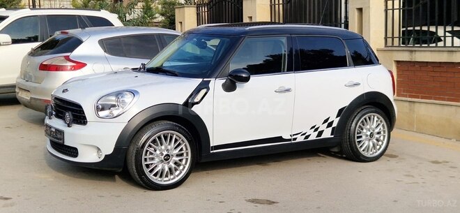 Mini Countryman 2014, 105,800 km - 1.6 л - Bakı