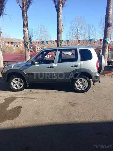 Chevrolet Niva 2015, 450,000 km - 1.7 л - Gədəbəy