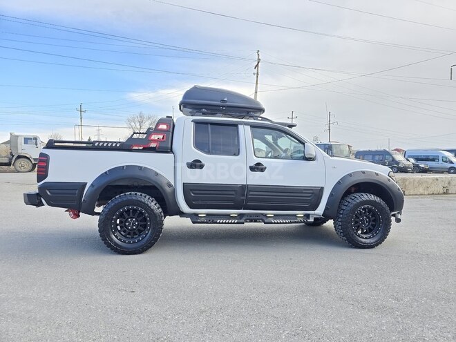 Nissan Navara 2014, 203,000 km - 2.5 l - Bakı