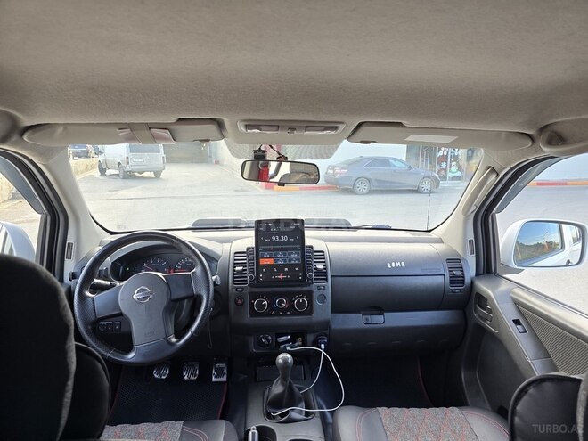 Nissan Navara 2014, 203,000 km - 2.5 l - Bakı