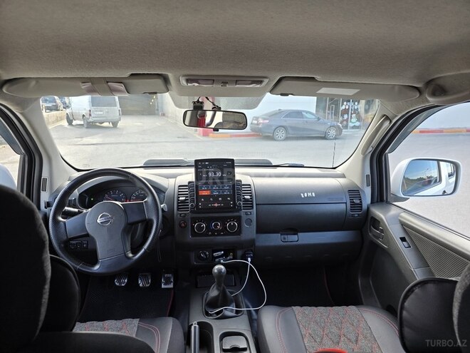 Nissan Navara 2014, 203,000 km - 2.5 l - Bakı