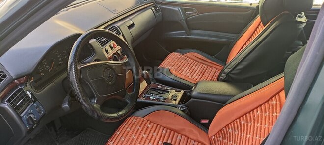 Mercedes E 220 1997, 472,580 km - 2.2 l - Bakı