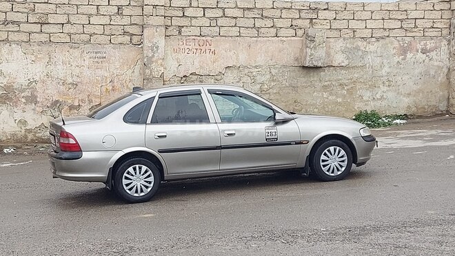 Opel Vectra 1997, 385,000 km - 1.8 l - Bakı