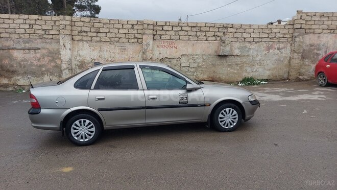 Opel Vectra 1997, 385,000 km - 1.8 l - Bakı