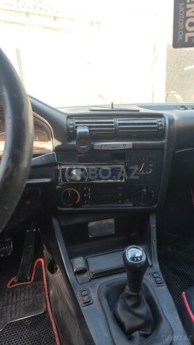 BMW 318 1984, 241,079 km - 1.8 l - Bakı