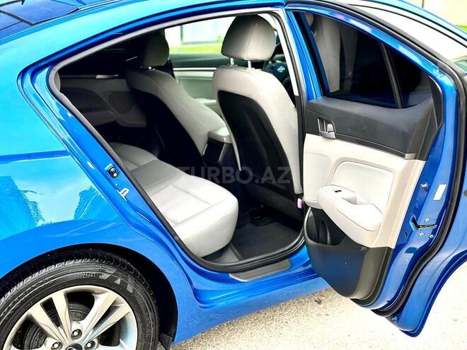 Hyundai Elantra 2016, 56,000 km - 2.0 l - Bakı