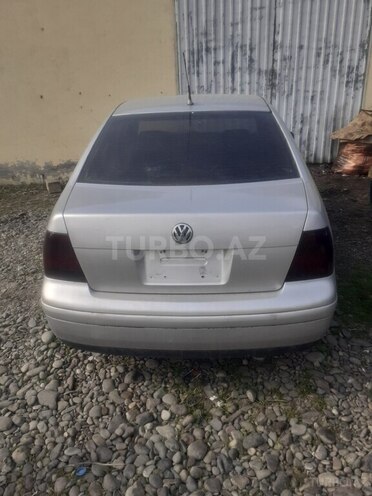 Volkswagen Jetta-8