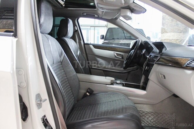 Mercedes E 300 d 2010, 287,000 km - 3.0 l - Bakı