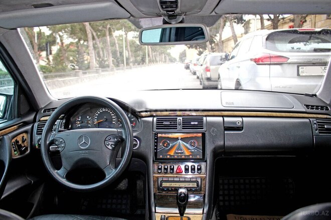 Mercedes E 320 2000, 630,000 km - 3.2 l - Bakı
