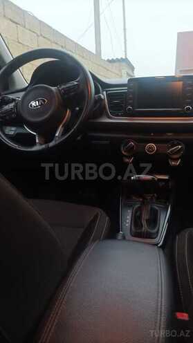 Kia Rio 2017, 160,934 km - 1.6 l - Salyan
