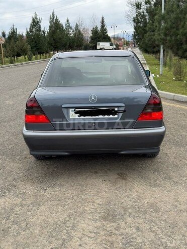 Mercedes C 240 1997, 284,000 km - 2.4 l - Masallı