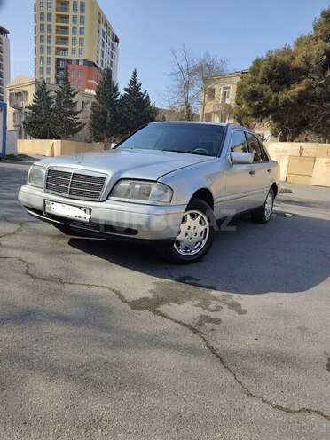 Mercedes C 180 1995, 284,686 km - 1.8 l - Bakı