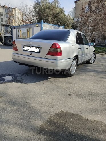 Mercedes C 180 1995, 284,686 km - 1.8 l - Bakı