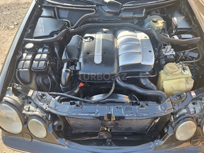 Mercedes E 220 d 2000, 454,000 km - 2.2 l - Bakı