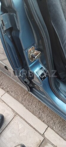Opel Vectra 1998, 278,685 km - 1.6 л - Qazax