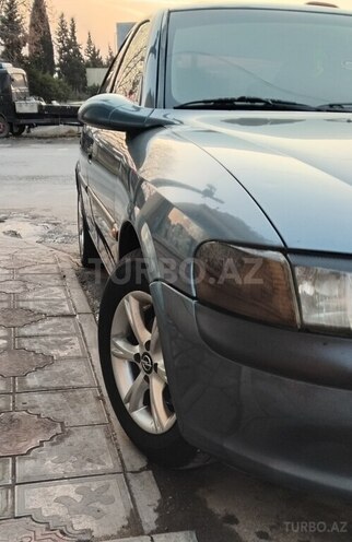 Opel Vectra 1998, 278,685 km - 1.6 л - Qazax