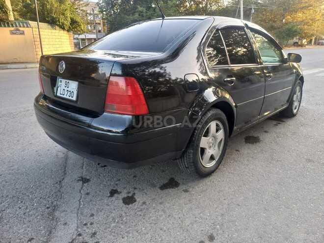 Volkswagen Jetta-8