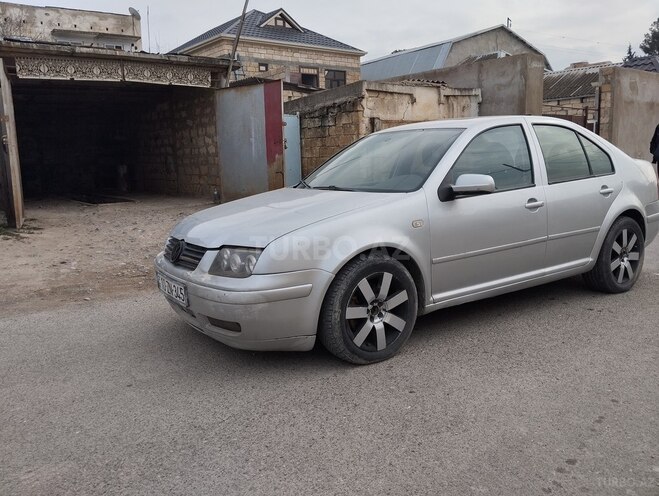 Volkswagen Bora 2000, 200,000 km - 2.3 l - Şirvan