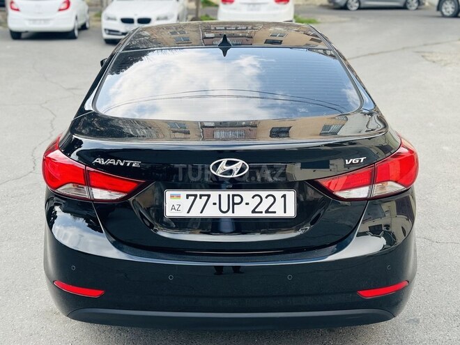 Hyundai Avante-15