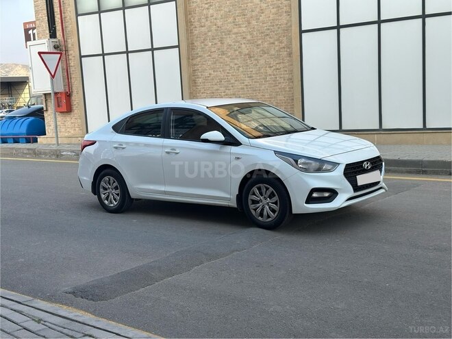 Hyundai Accent 2018, 153,500 km - 1.6 л - Bakı