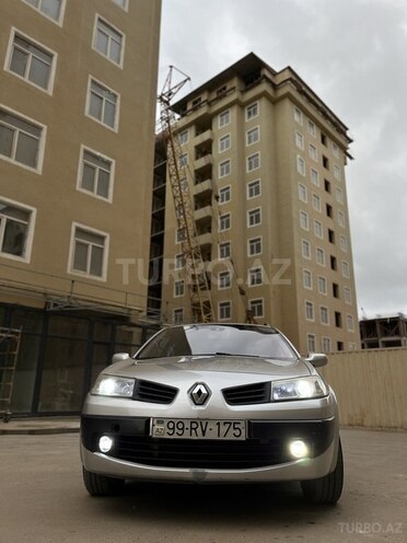 Renault Megane-10